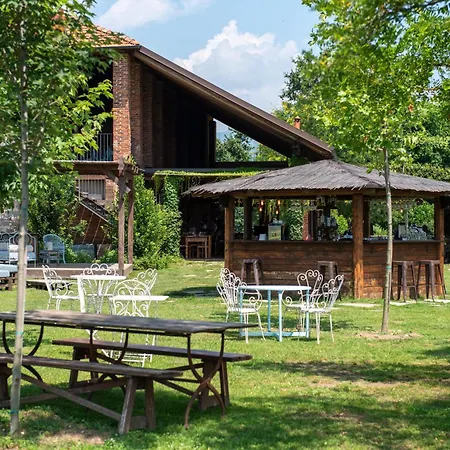 La Fucina Farm stay *